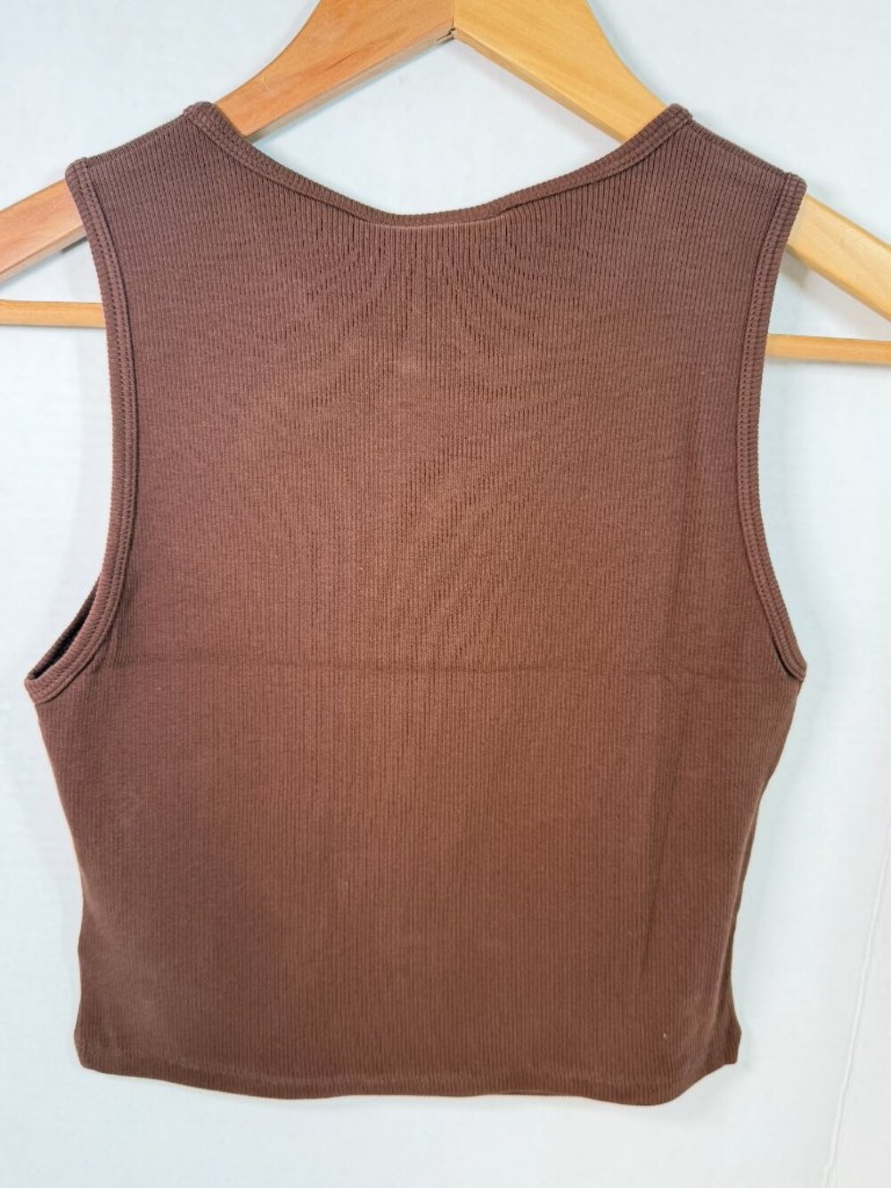 Wilo Logo Rib Tank Chocolate Brown Medium NWT Ribbed Athleisure Workout Top - Picture 3 of 6